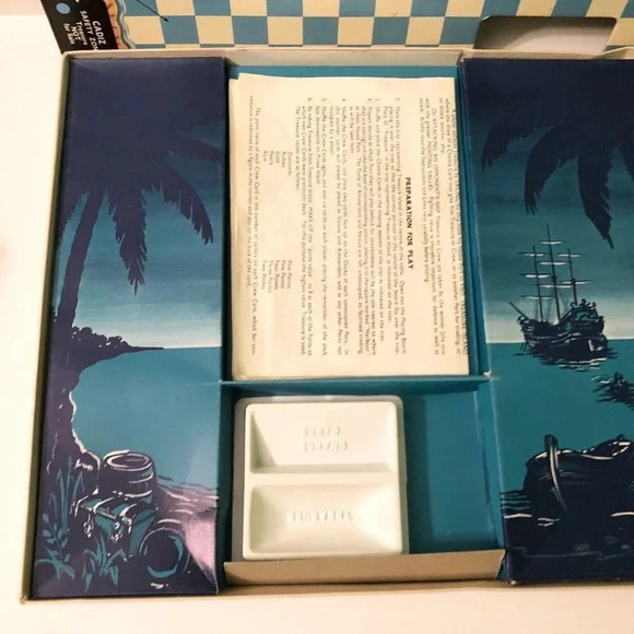 Vintage 1958 Waddingtons Buccaneer Board Game  Pirate Missing 1 Card - Picture 6 of 16